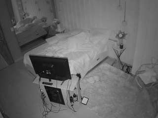 voyeurcam-casa-salsa-bedroom-2