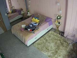 voyeurcam-casa-salsa-bedroom-2