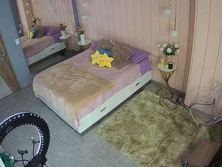 voyeurcam-casa-salsa-bedroom-2