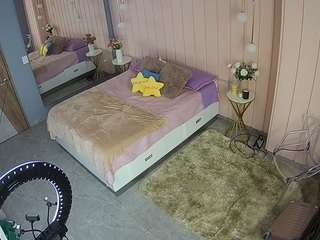 voyeurcam-casa-salsa-bedroom-2