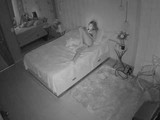 voyeurcam-casa-salsa-bedroom-2