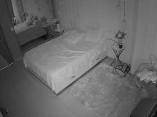 voyeurcam-casa-salsa-bedroom-2