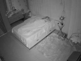 voyeurcam-casa-salsa-bedroom-2