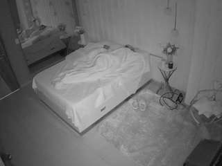 voyeurcam-casa-salsa-bedroom-2