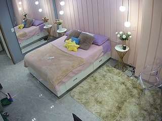 voyeurcam-casa-salsa-bedroom-2