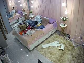 voyeurcam-casa-salsa-bedroom-2