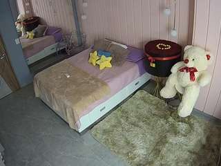 voyeurcam-casa-salsa-bedroom-2