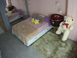 voyeurcam-casa-salsa-bedroom-2