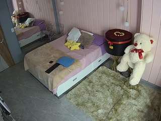 voyeurcam-casa-salsa-bedroom-2