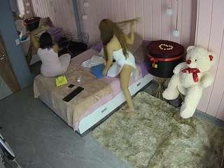 voyeurcam-casa-salsa-bedroom-2
