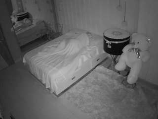 voyeurcam-casa-salsa-bedroom-2