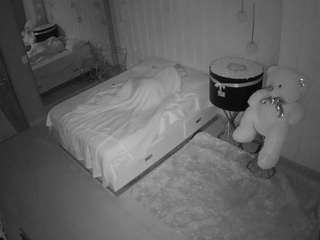 voyeurcam-casa-salsa-bedroom-2