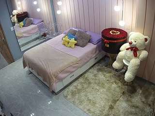 voyeurcam-casa-salsa-bedroom-2
