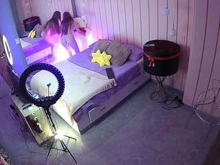 voyeurcam-casa-salsa-bedroom-2