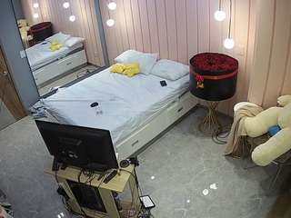voyeurcam-casa-salsa-bedroom-2