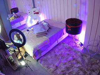 voyeurcam-casa-salsa-bedroom-2