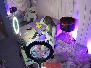 voyeurcam-casa-salsa-bedroom-2