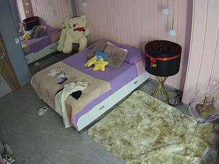 voyeurcam-casa-salsa-bedroom-2