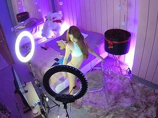 voyeurcam-casa-salsa-bedroom-2