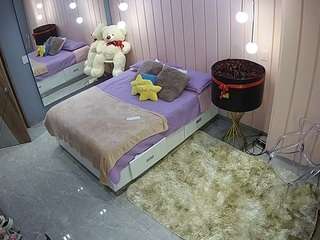 voyeurcam-casa-salsa-bedroom-2
