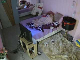 voyeurcam-casa-salsa-bedroom-2