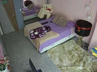 voyeurcam-casa-salsa-bedroom-2