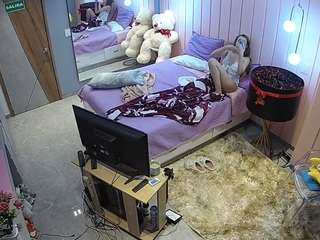 voyeurcam-casa-salsa-bedroom-2