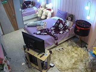 voyeurcam-casa-salsa-bedroom-2