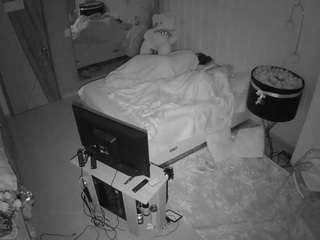 voyeurcam-casa-salsa-bedroom-2
