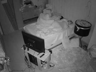 voyeurcam-casa-salsa-bedroom-2