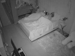 voyeurcam-casa-salsa-bedroom-2