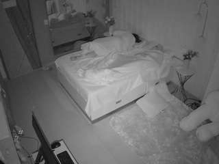voyeurcam-casa-salsa-bedroom-2