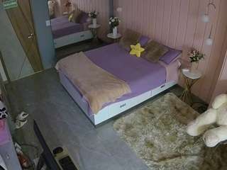 voyeurcam-casa-salsa-bedroom-2