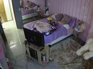 voyeurcam-casa-salsa-bedroom-2