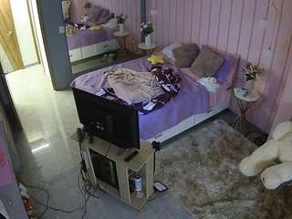voyeurcam-casa-salsa-bedroom-2
