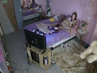 voyeurcam-casa-salsa-bedroom-2