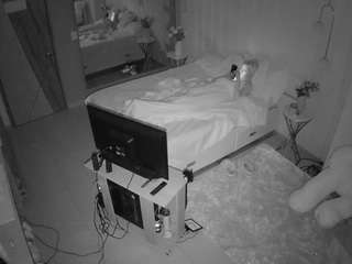 voyeurcam-casa-salsa-bedroom-2