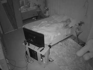 voyeurcam-casa-salsa-bedroom-2
