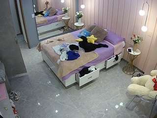 voyeurcam-casa-salsa-bedroom-2