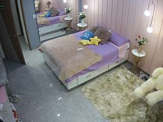 voyeurcam-casa-salsa-bedroom-2