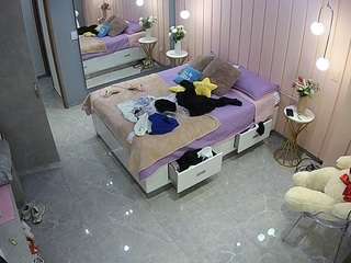 voyeurcam-casa-salsa-bedroom-2