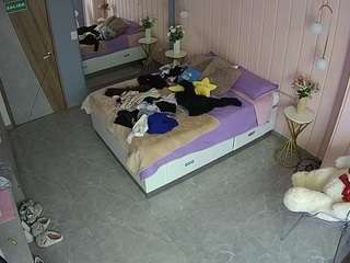 voyeurcam-casa-salsa-bedroom-2