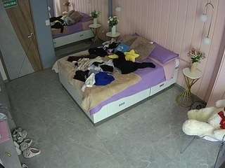 voyeurcam-casa-salsa-bedroom-2