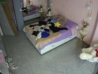 voyeurcam-casa-salsa-bedroom-2