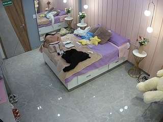 voyeurcam-casa-salsa-bedroom-2