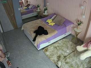 voyeurcam-casa-salsa-bedroom-2