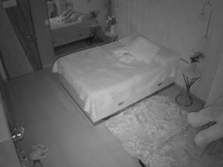 voyeurcam-casa-salsa-bedroom-2