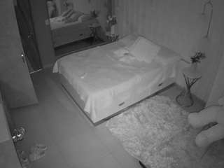 voyeurcam-casa-salsa-bedroom-2