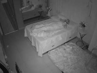 voyeurcam-casa-salsa-bedroom-2