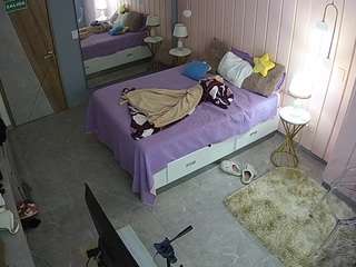 voyeurcam-casa-salsa-bedroom-2